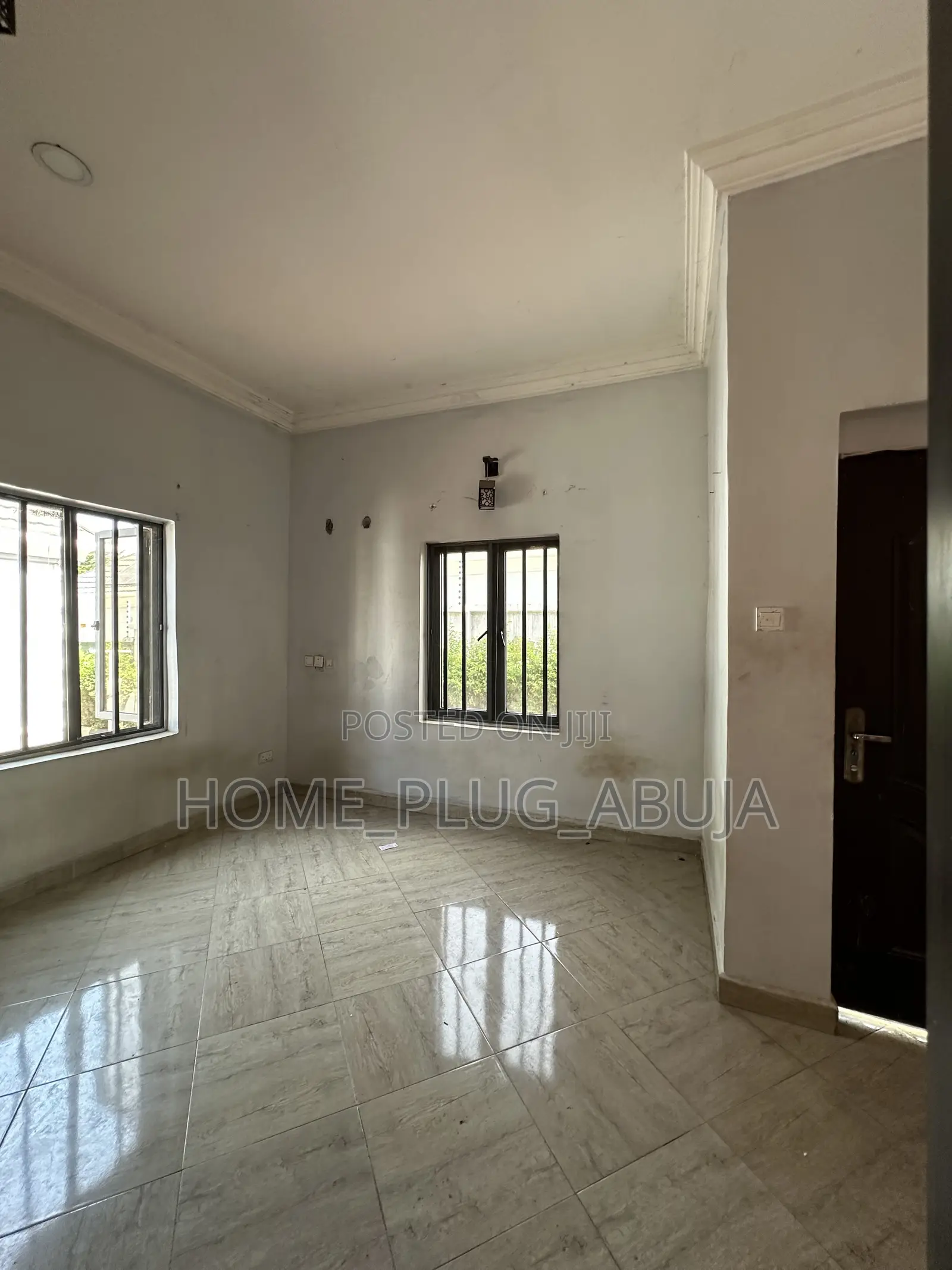 Studio Apartment in Efab Queens Estate for rent