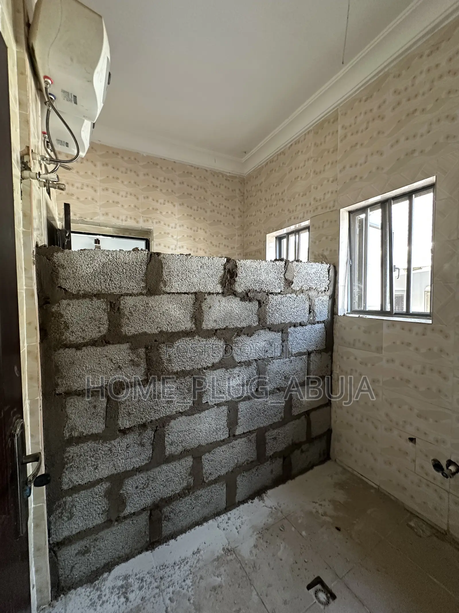 Studio Apartment in Efab Queens Estate for rent