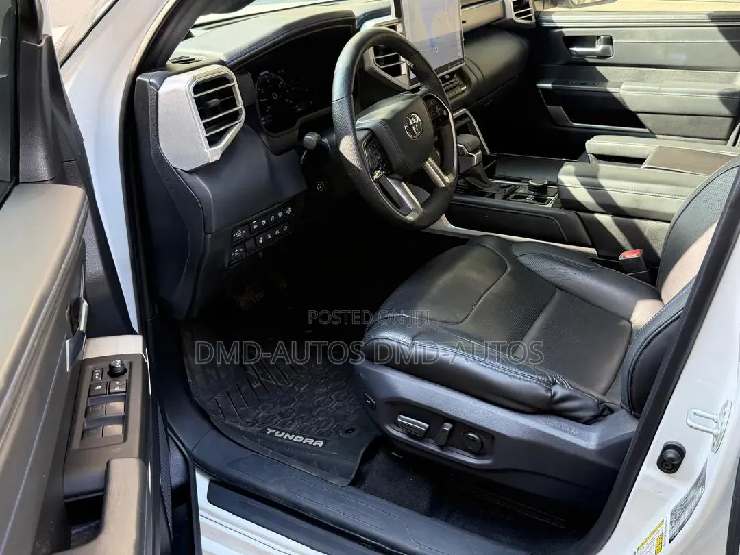 Toyota Tundra Platinum CrewMax 6.5' Bed 2024 White