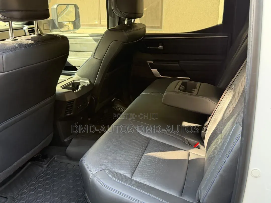 Toyota Tundra Platinum CrewMax 6.5' Bed 2024 White