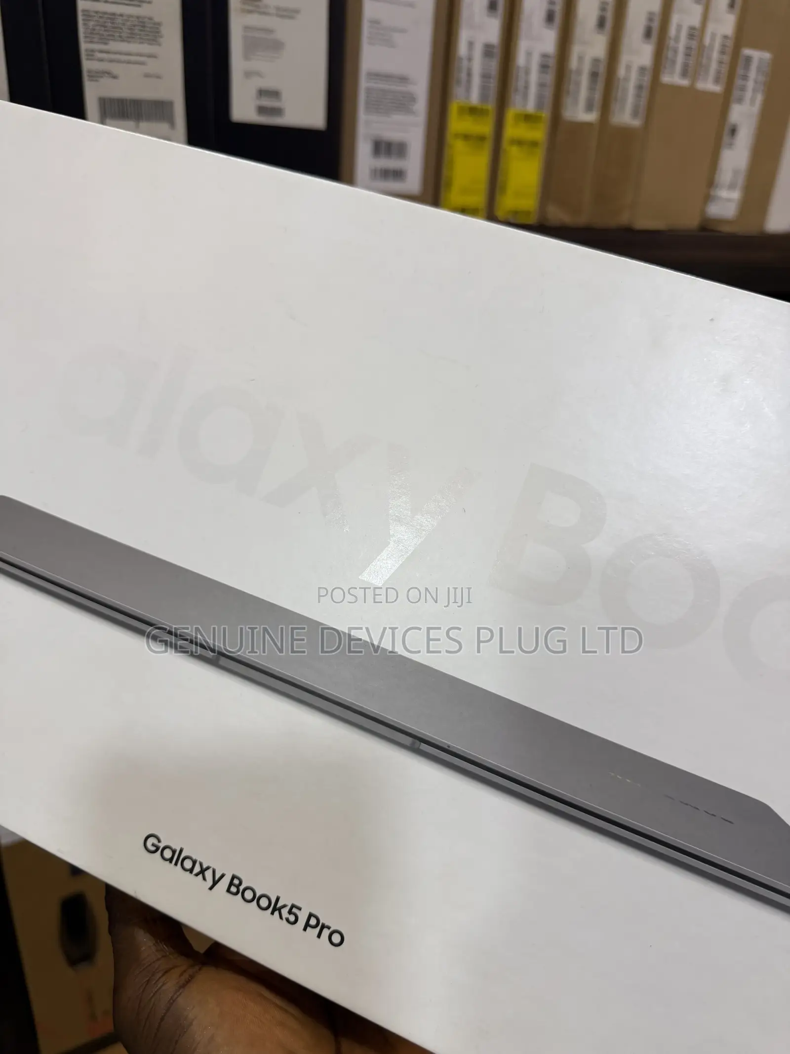 New Laptop Samsung Galaxy Book5 Pro 32GB Intel Core Ultra 7 SSD 512GB