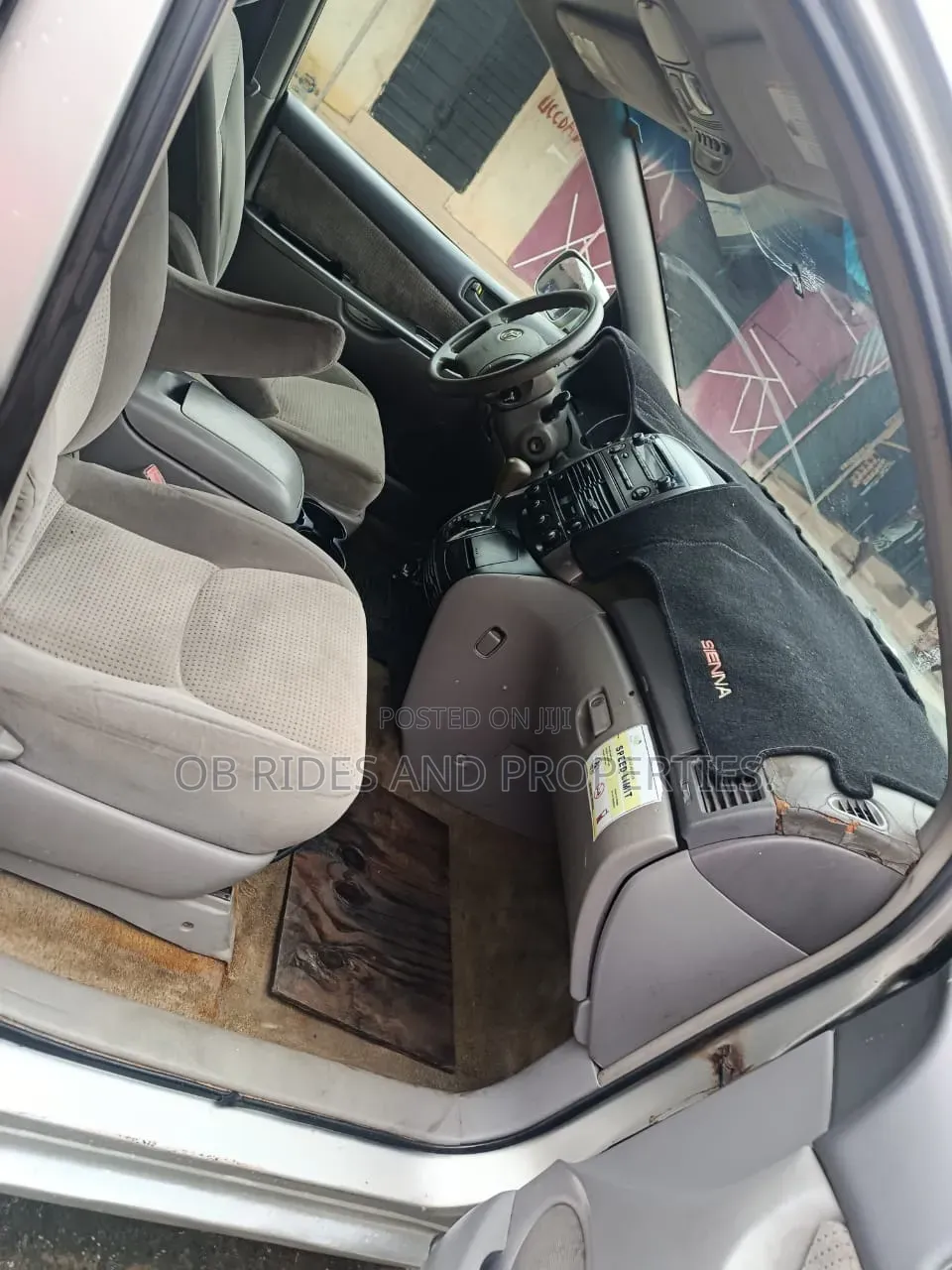 Toyota Sienna LE 4WD 2007 Gray