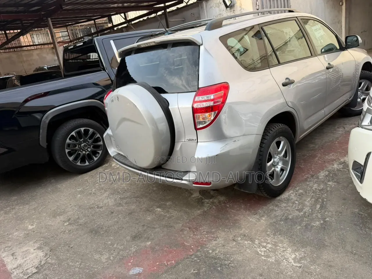 Toyota RAV4 2010 Gray