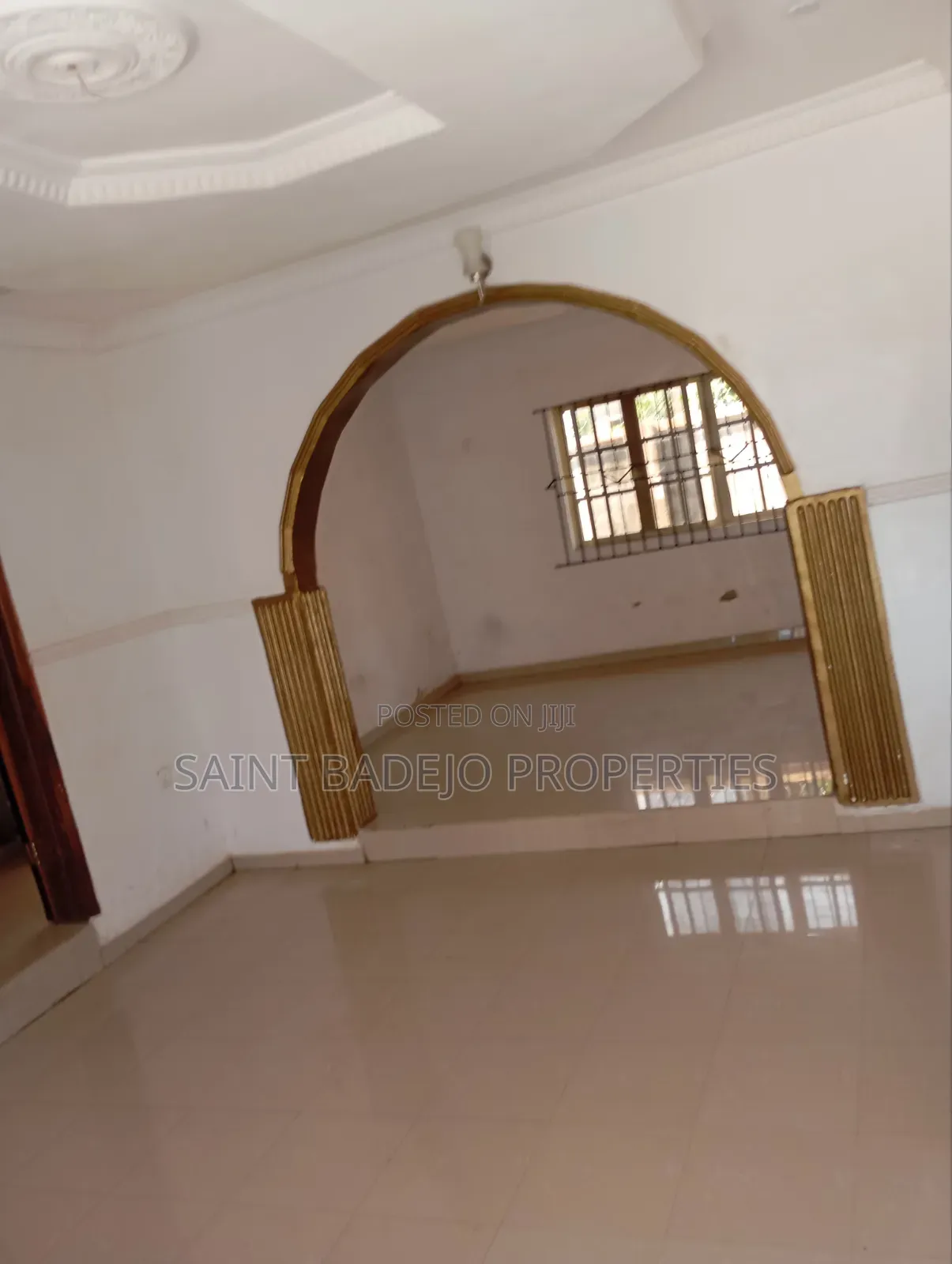 3bdrm Block of Flats in Peace Estate, Gberigbe for rent