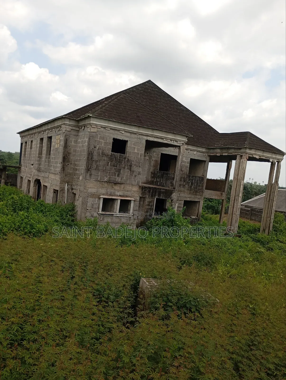 5bdrm Duplex in Micheal Ogundepo, Epe for sale