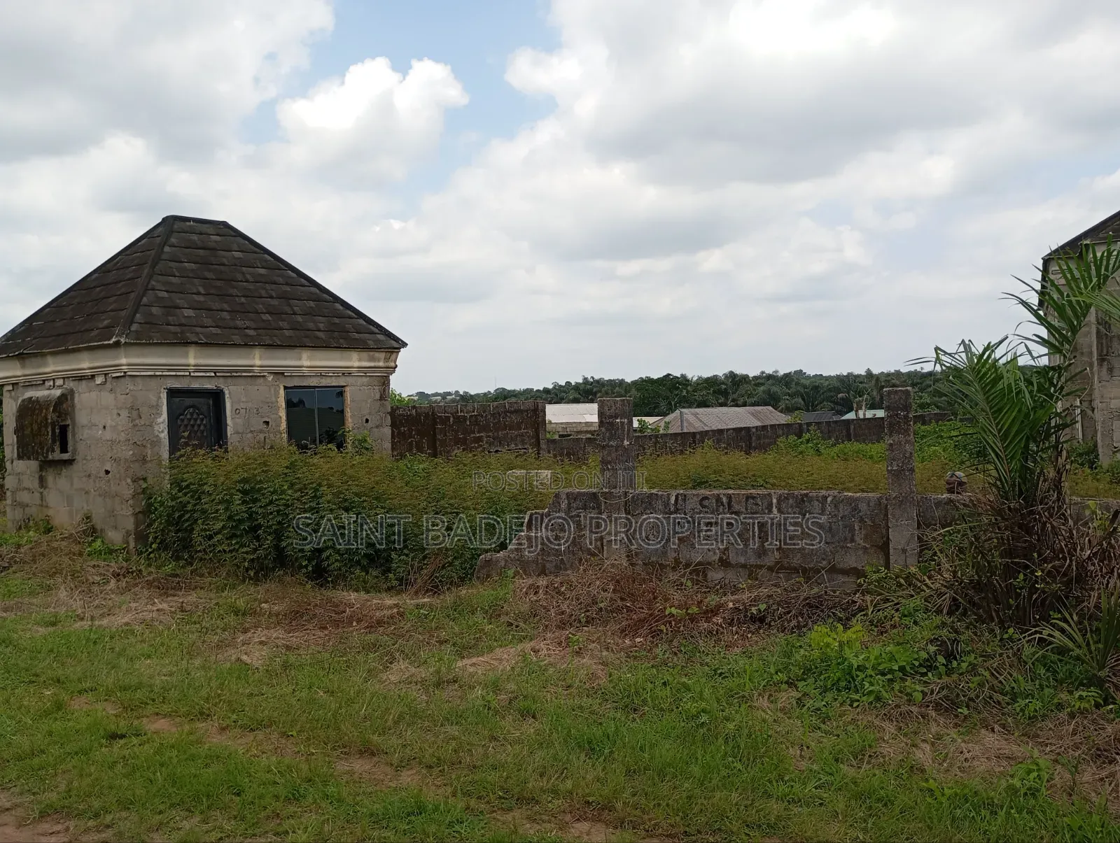 5bdrm Duplex in Micheal Ogundepo, Epe for sale