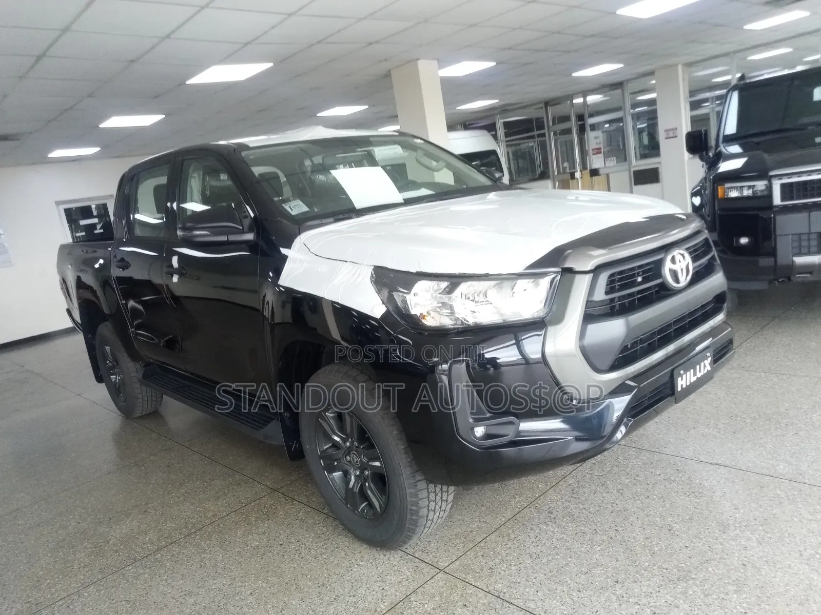 New Toyota Hilux 2026 Black