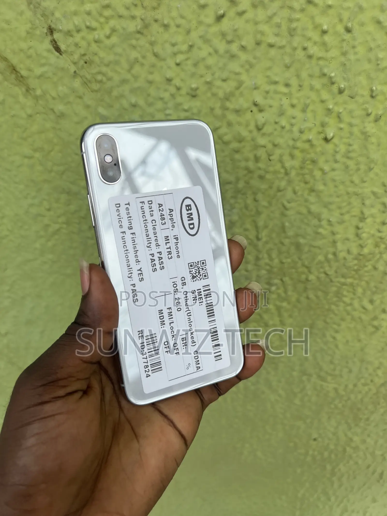 Apple iPhone X 64 GB White