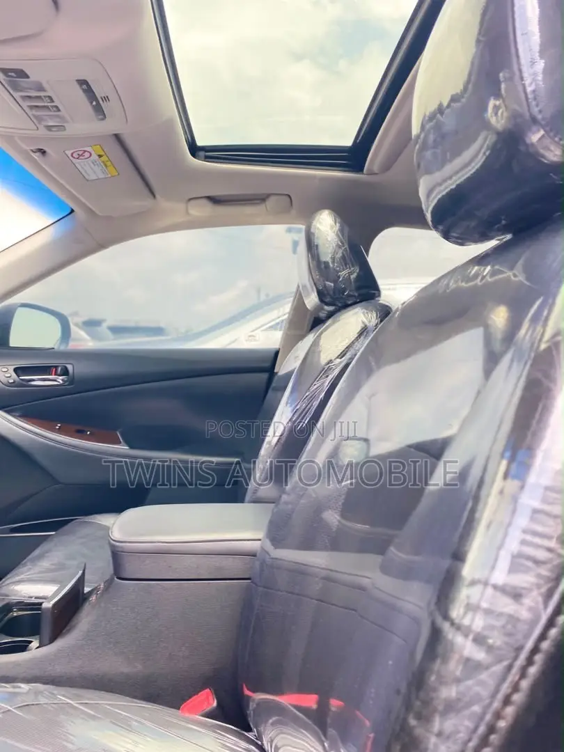 Lexus ES 350 2012 Black