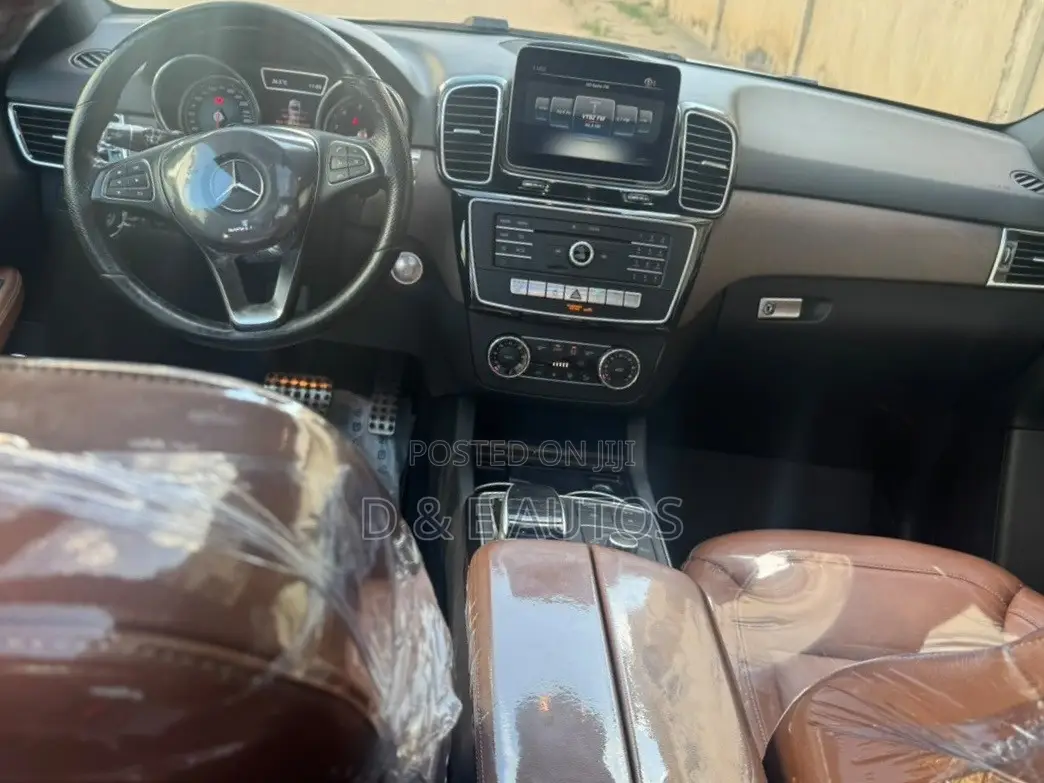 Mercedes-Benz GLE-Class GLE 400 4MATIC 2018 White