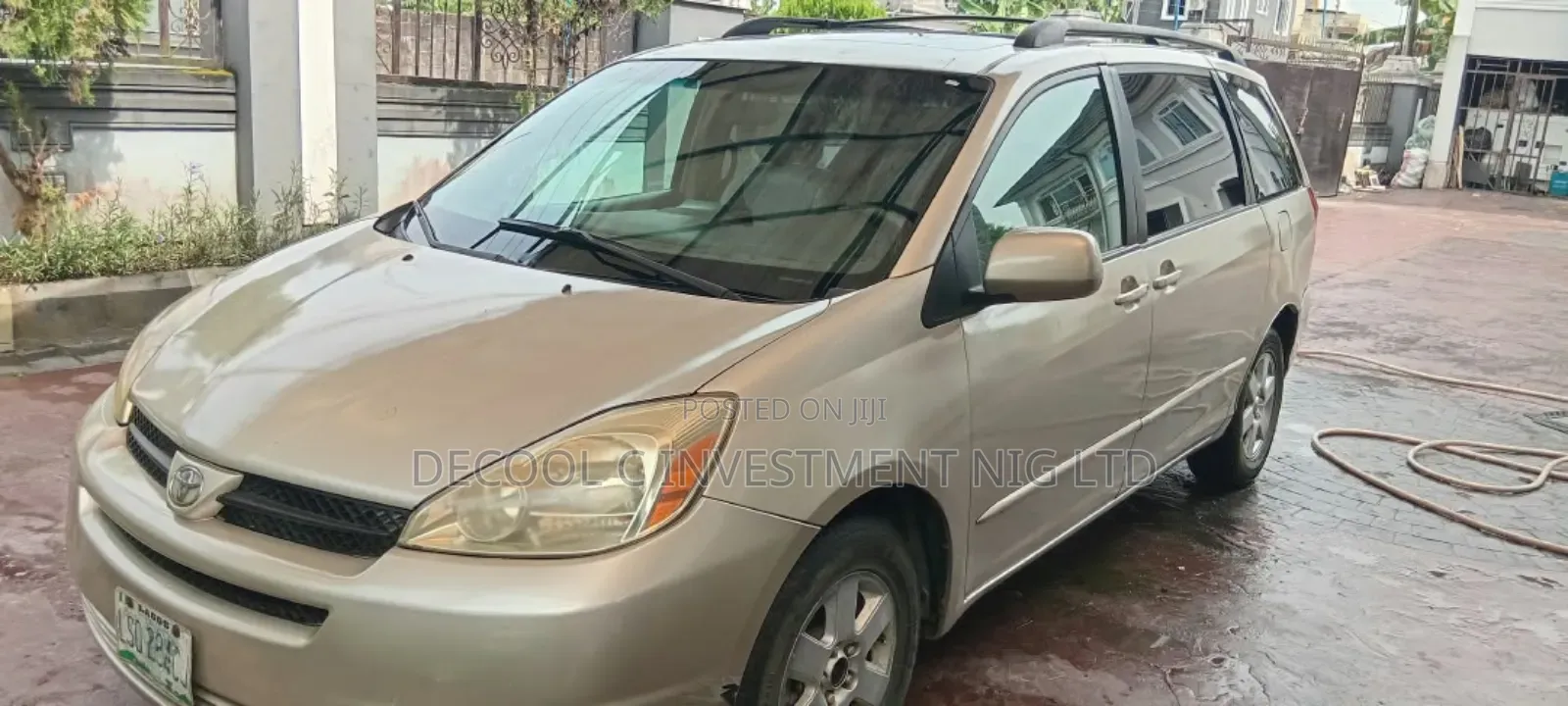Toyota Sienna XLE FWD 2006 Gold