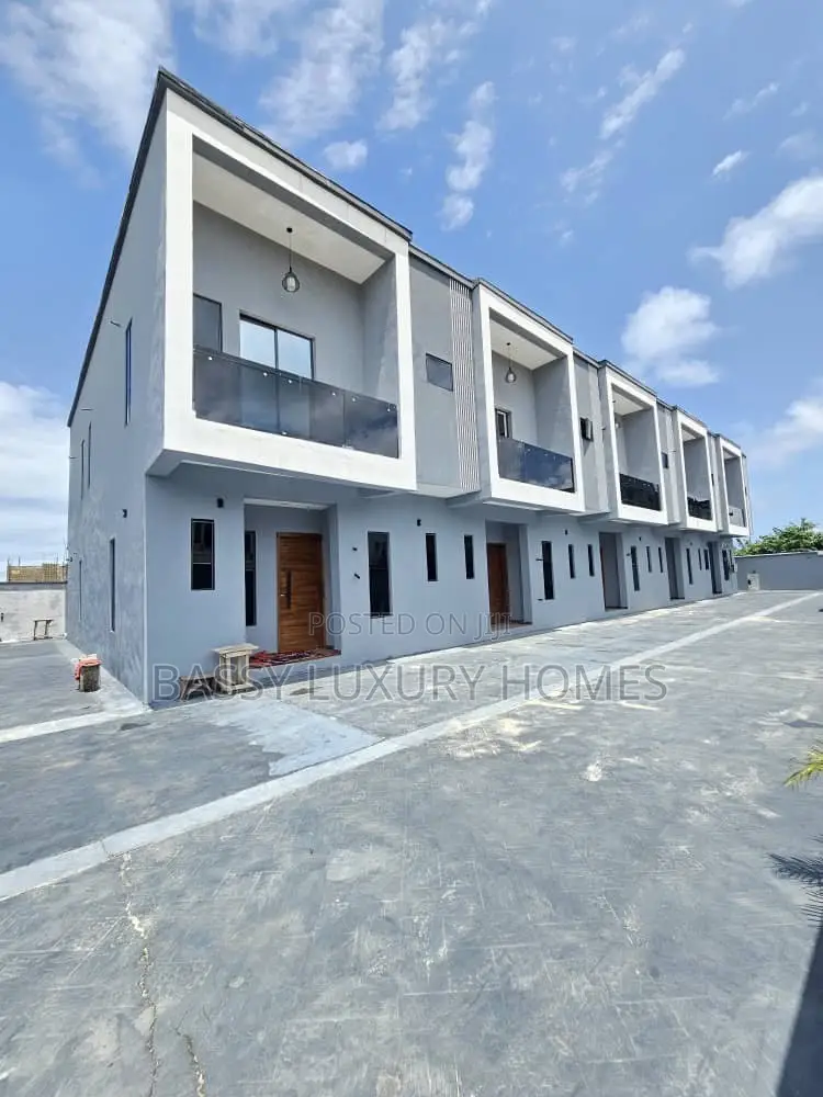 4bdrm Duplex in Abraham Adesanya for sale