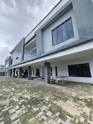 3bdrm Duplex in Abraham Adesanya for sale