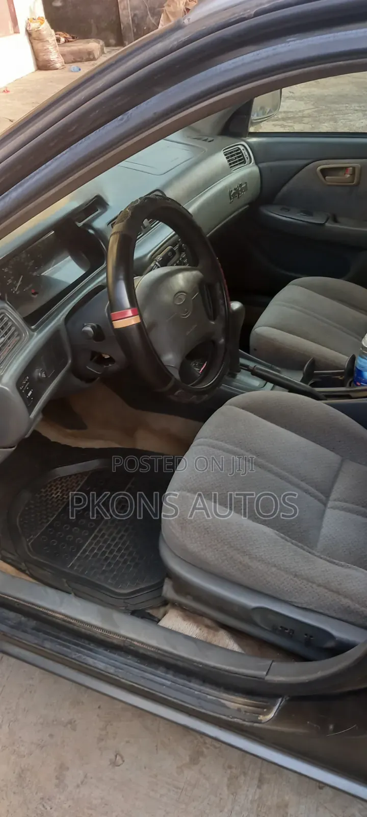 Toyota Camry 2002 Gray