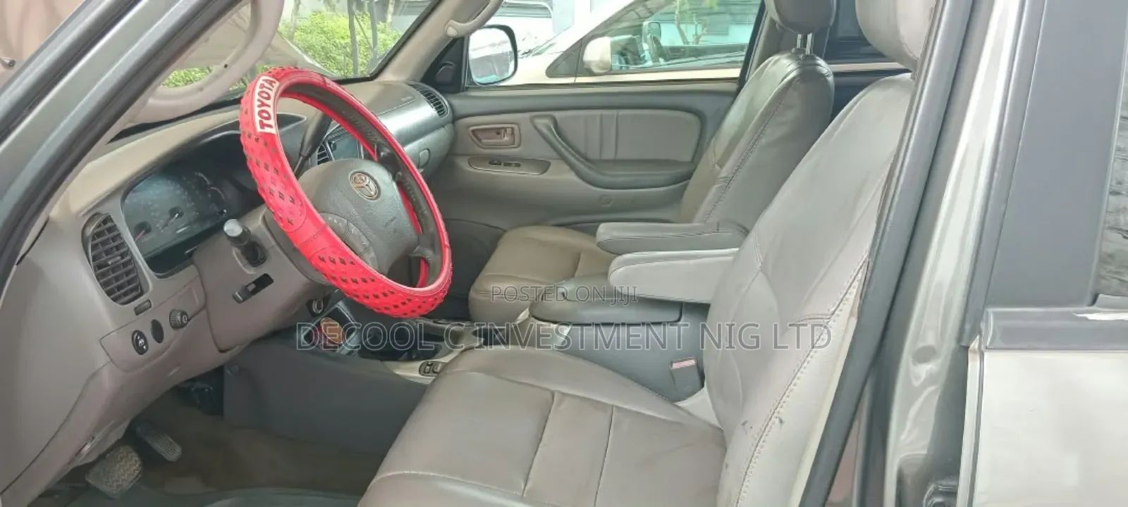 Toyota Sequoia Limited 4dr SUV 4WD (4.7L 8cyl 5A) 2005 Gray