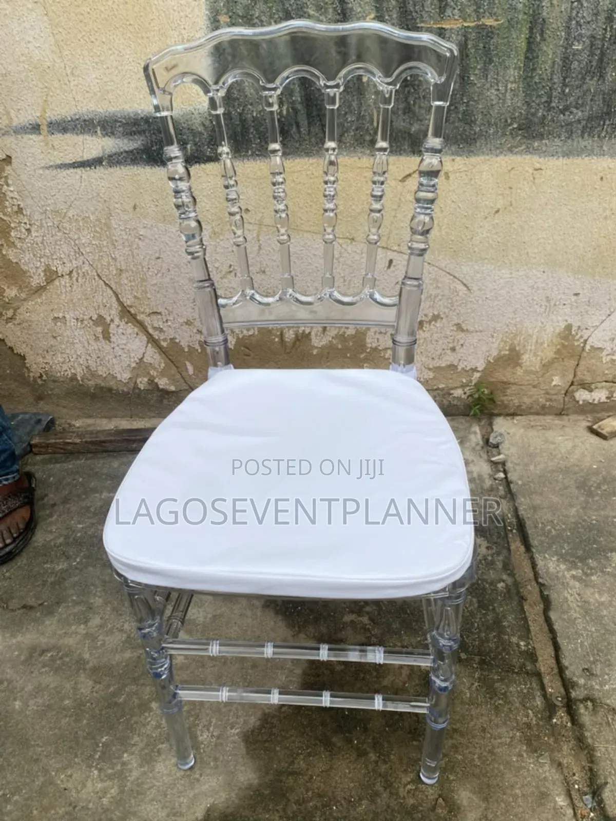 Transparent Chivalry Chairs Supplier