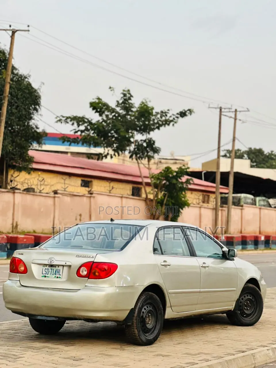 Toyota Corolla 2004 Gold