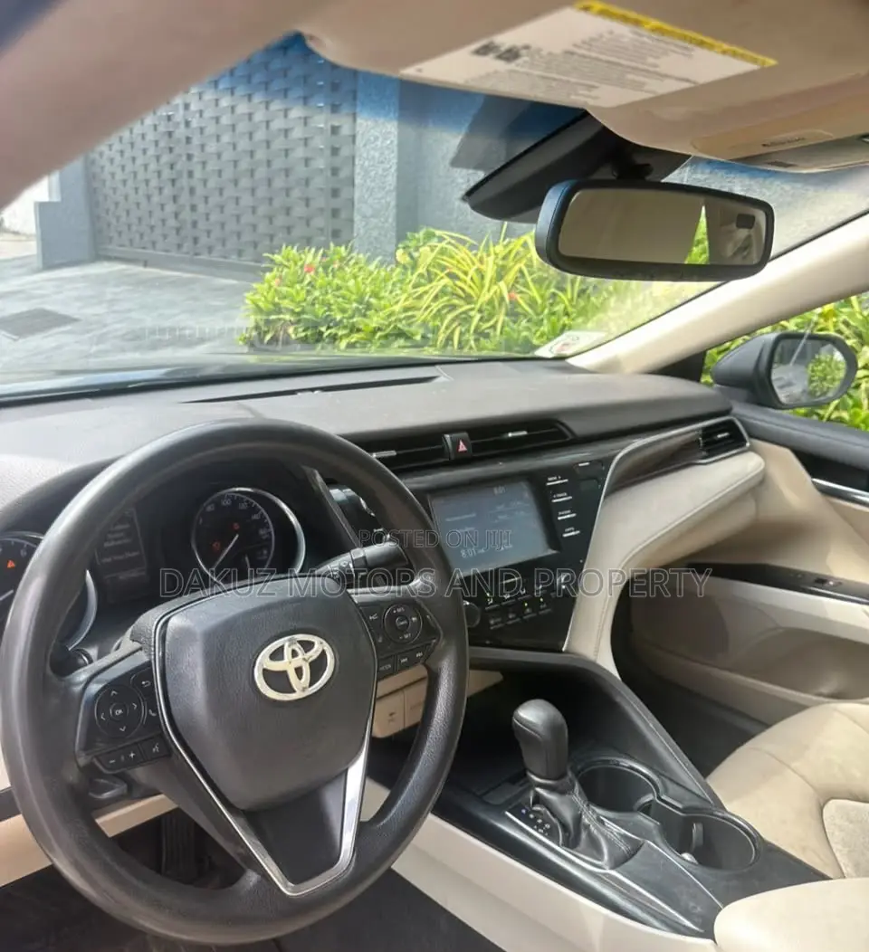 Toyota Camry 2018 Black