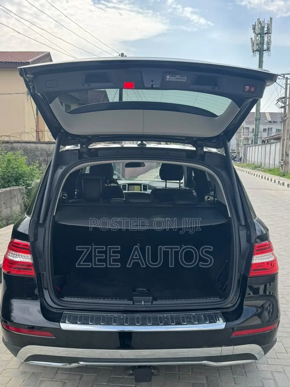 Mercedes-Benz M Class ML350 4dr SUV (3.5L 6cyl 7A) 2015 Black