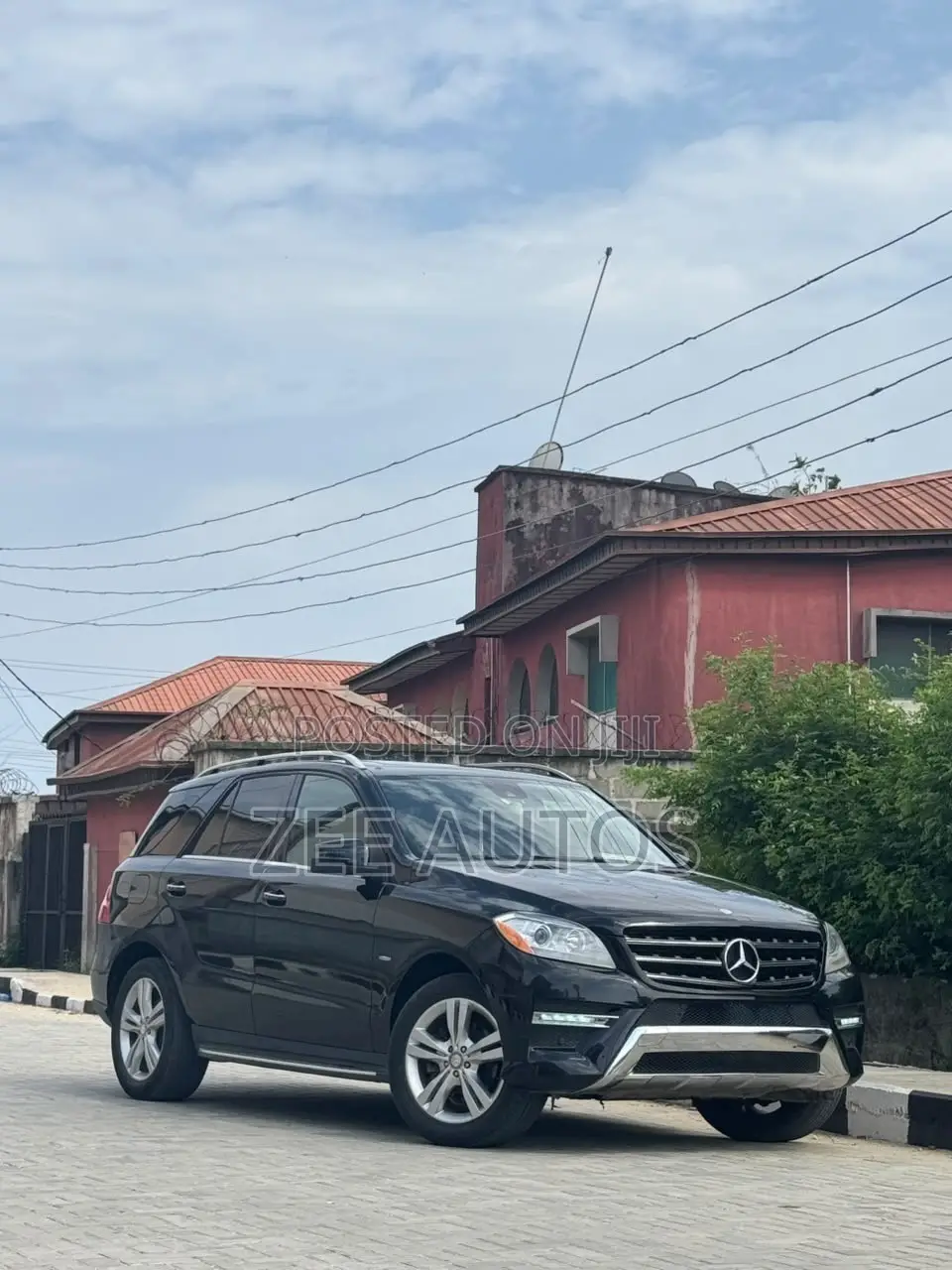 Mercedes-Benz M Class ML350 4dr SUV (3.5L 6cyl 7A) 2015 Black