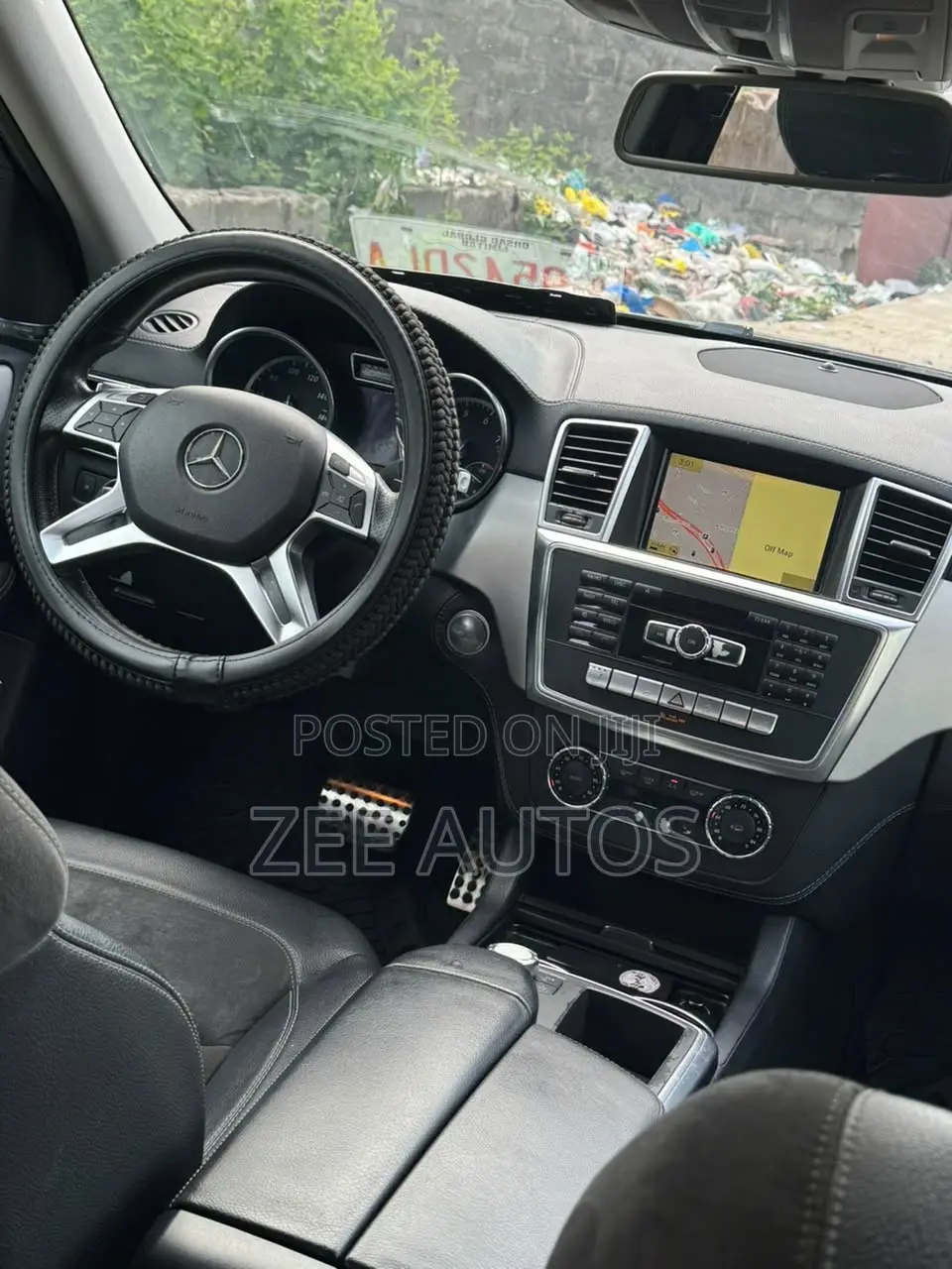 Mercedes-Benz M Class ML350 4dr SUV (3.5L 6cyl 7A) 2015 Black