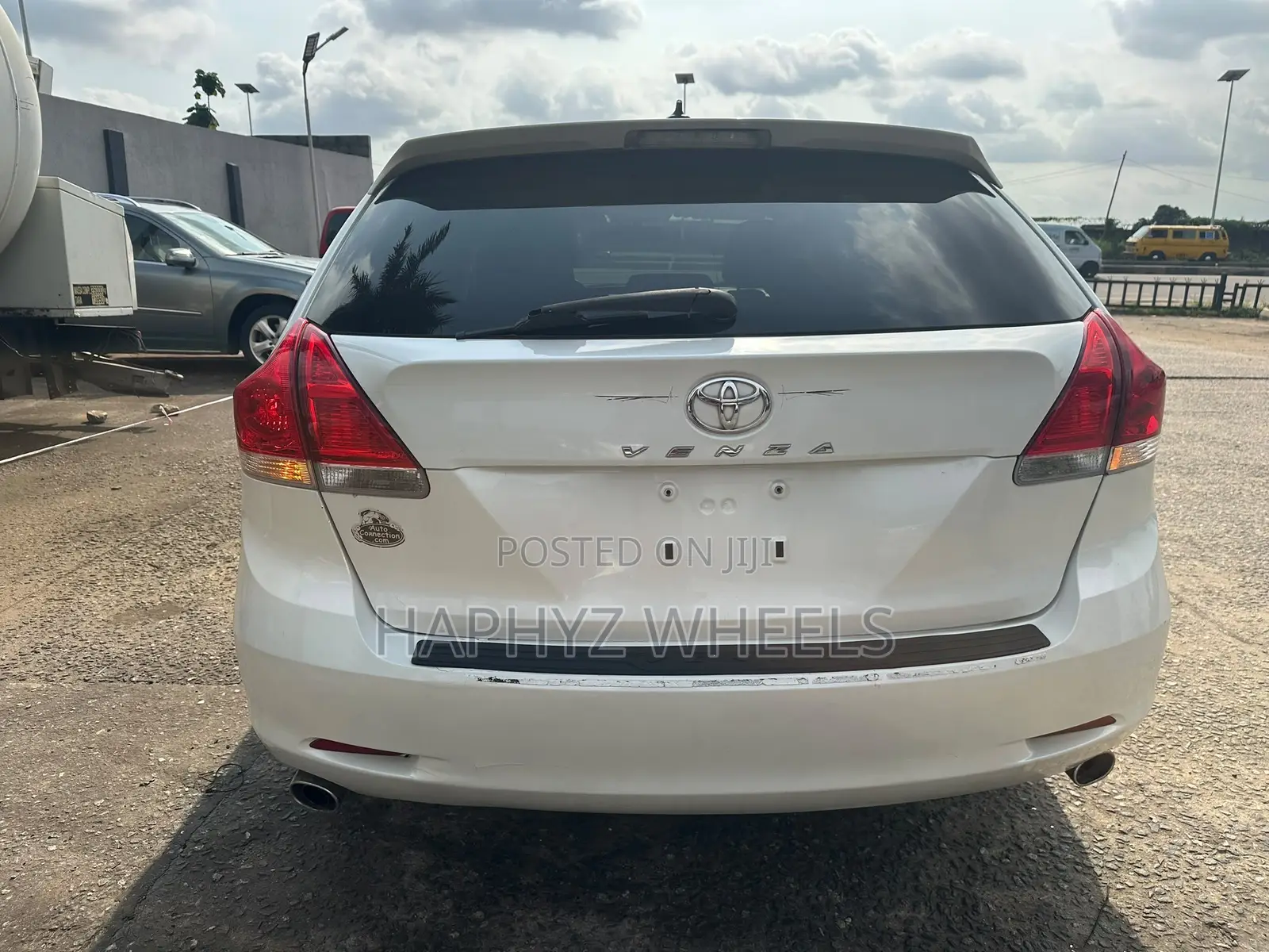 Toyota Venza Limited 2010 White