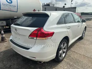 Toyota Venza Limited 2010 White