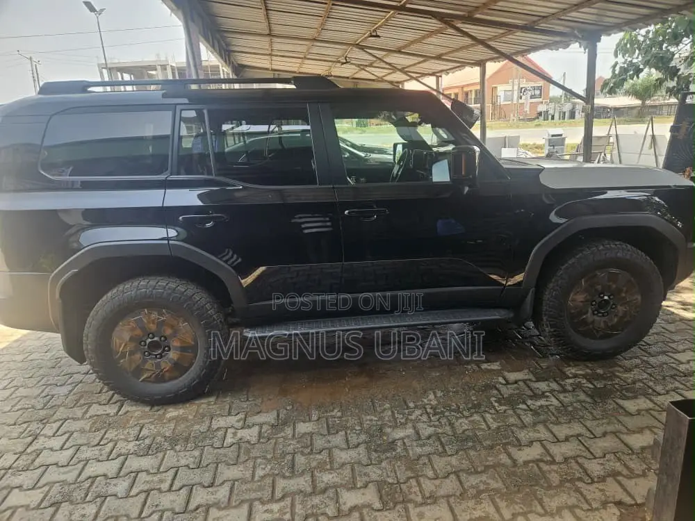 New Toyota Land Cruiser Prado 2.4 Petrol 2025 Black