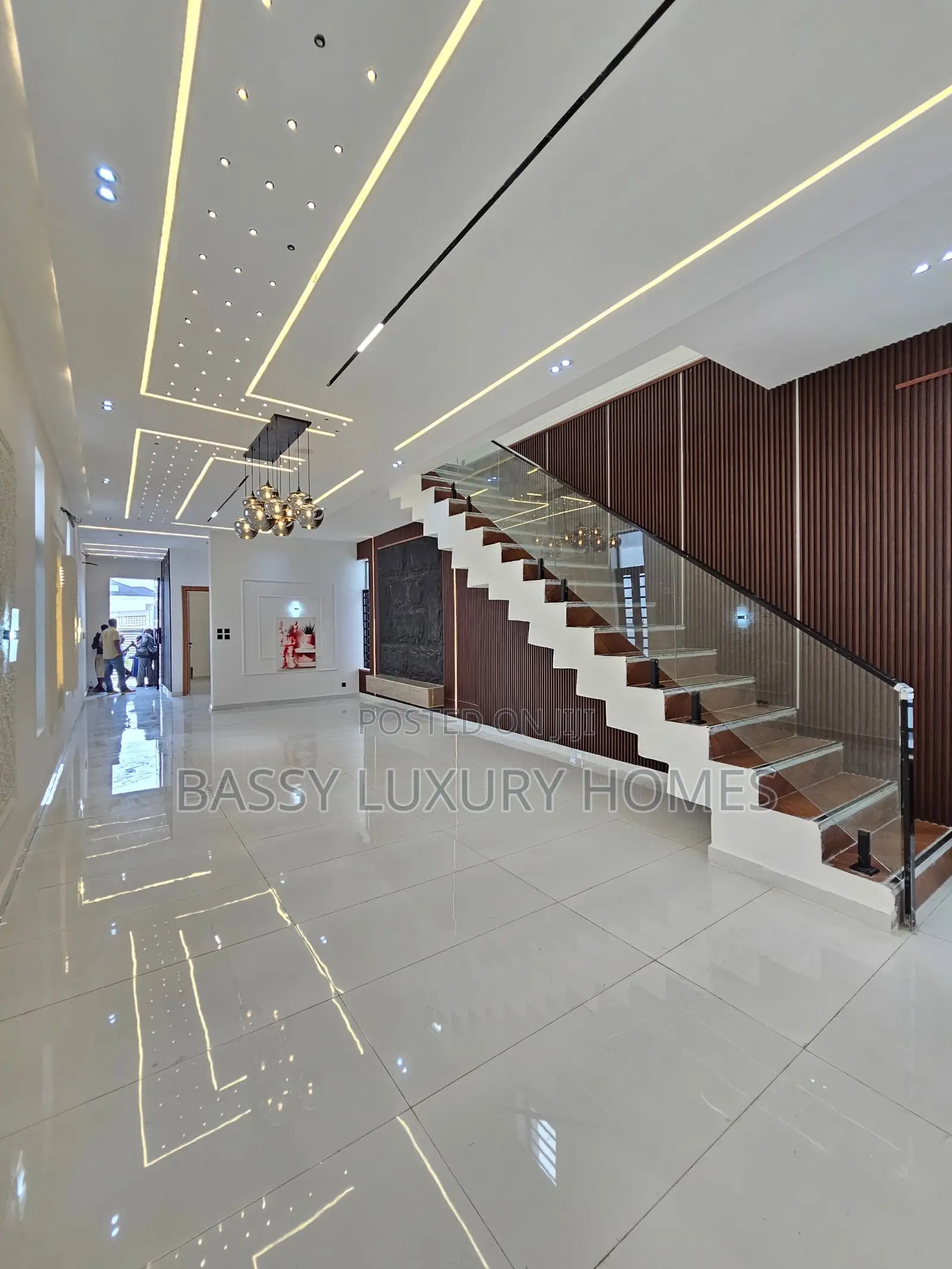 5bdrm Duplex in Lekki for sale