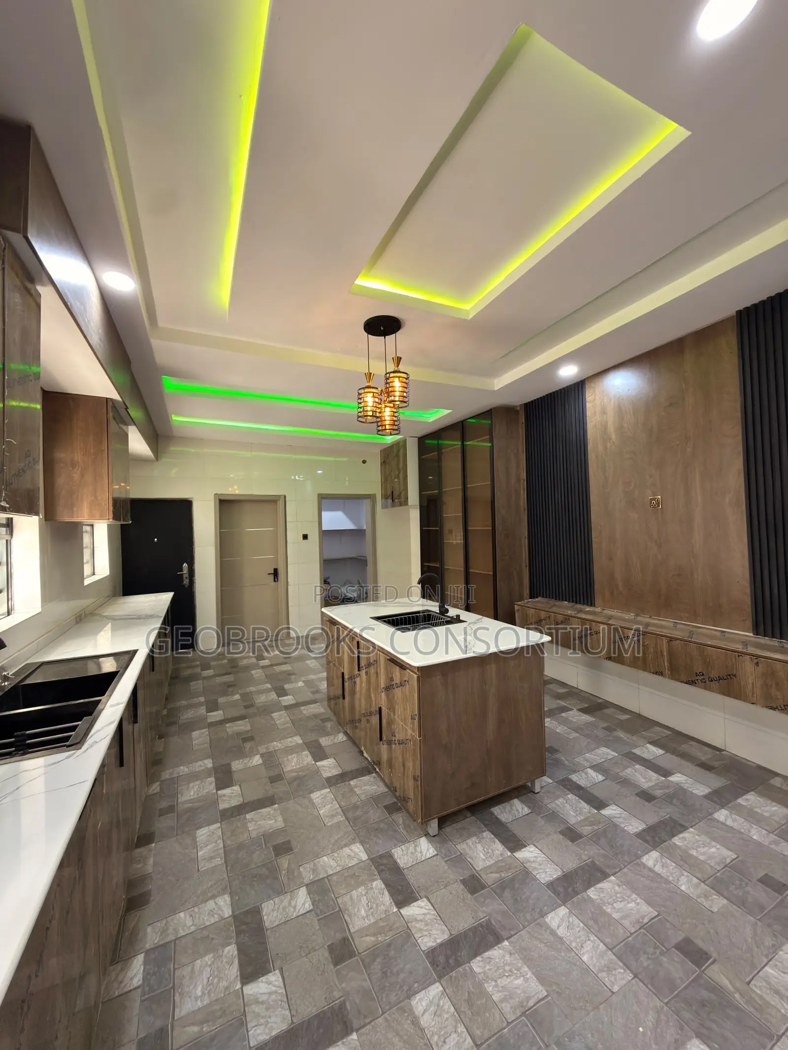 4bdrm Duplex in Engr Lere Adigun Gra, Basorun for sale