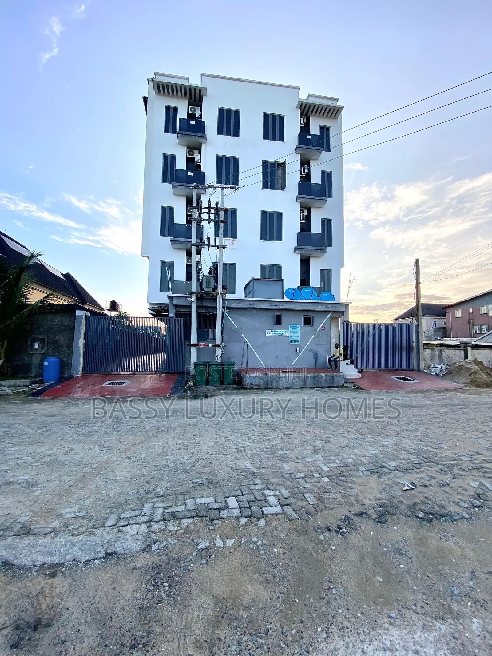 Furnished 2bdrm Apartment in Ikate for sale