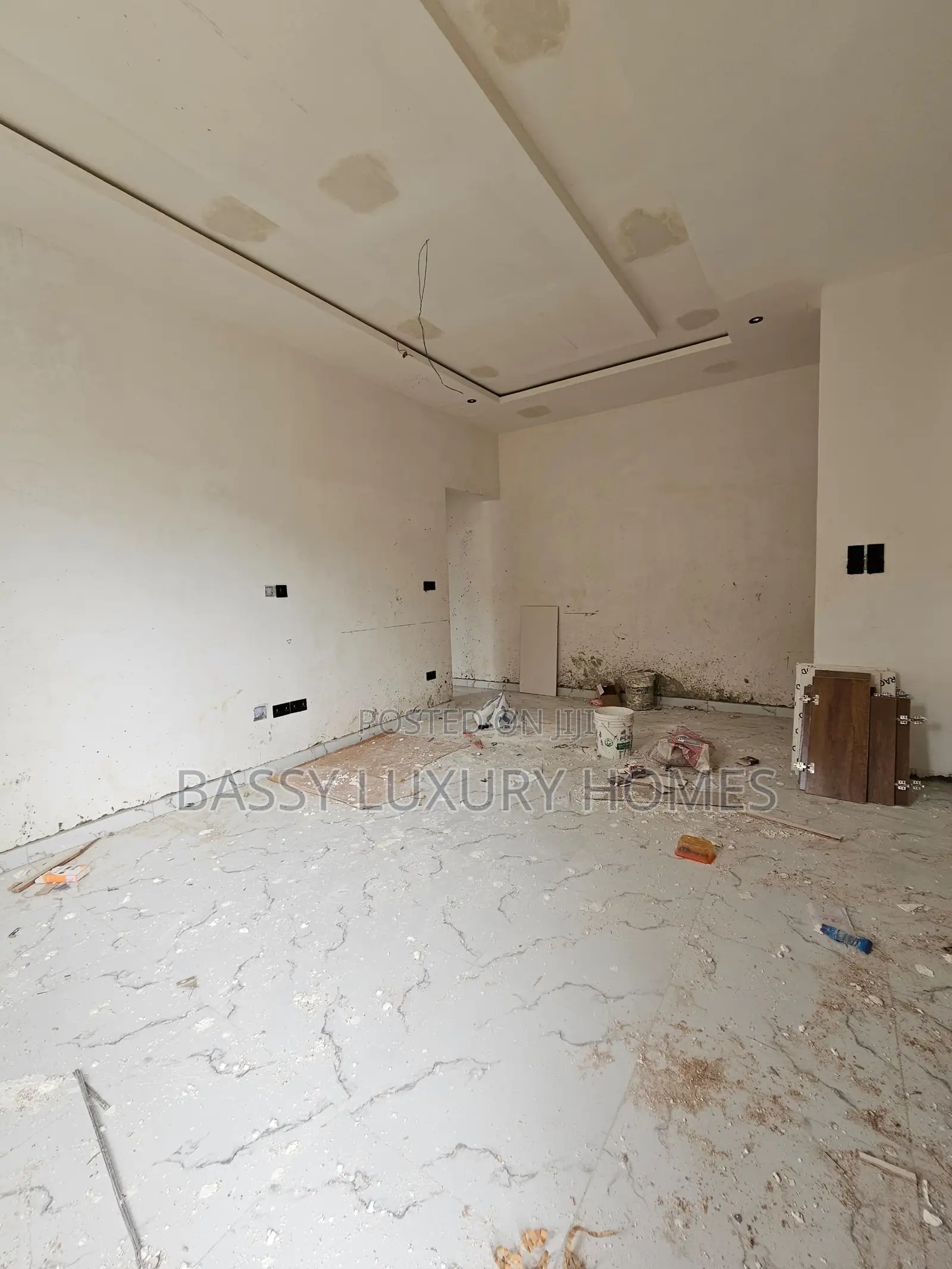 3bdrm Apartment in Lekki for sale
