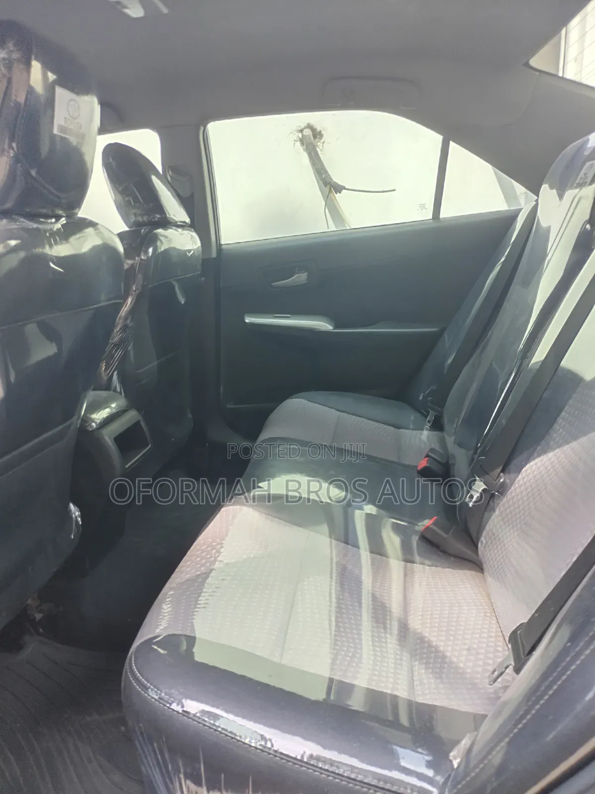 Toyota Camry SE 4dr Sedan (3.5L 6cyl 6A) 2014 Gray
