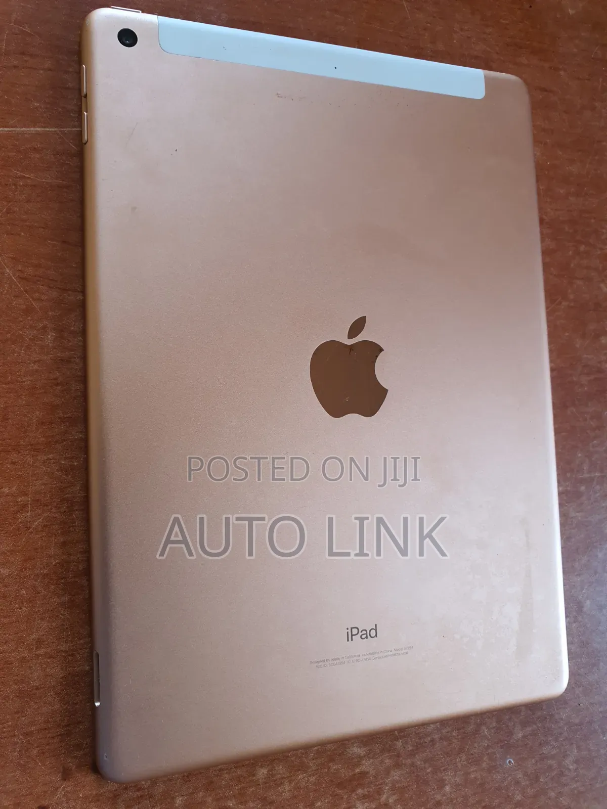 Apple iPad 9.7 128 GB Gold