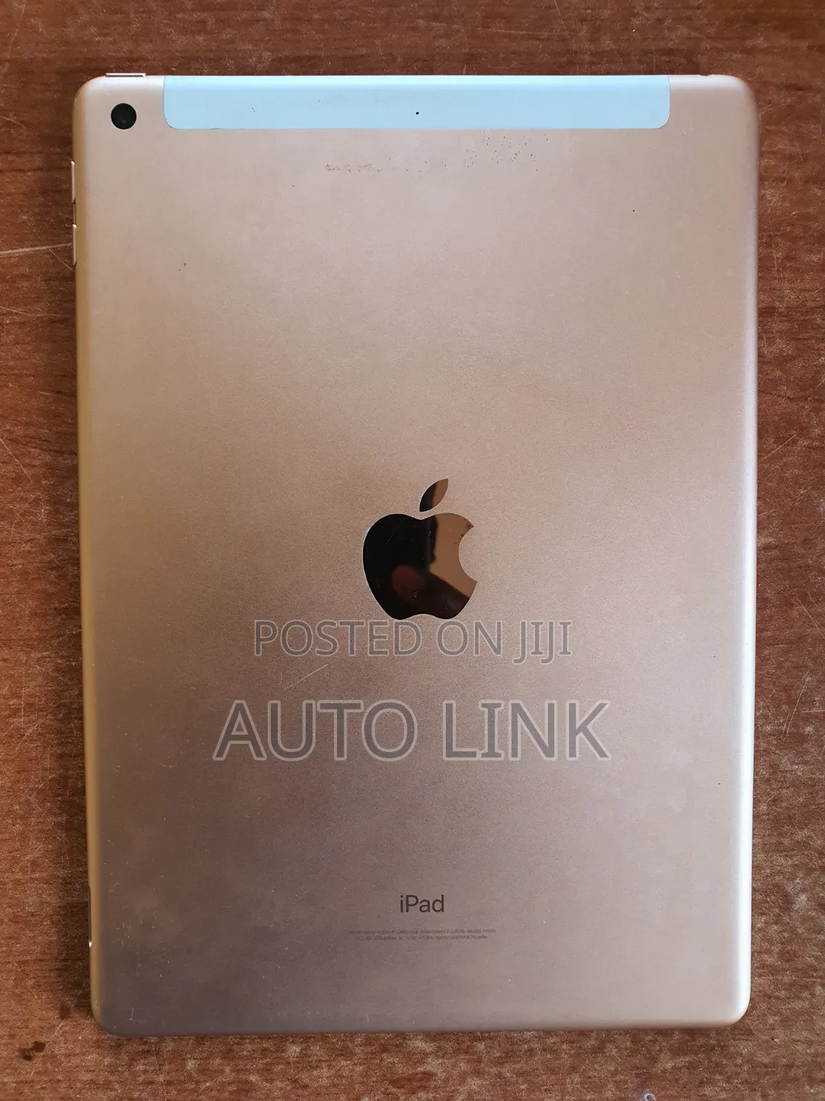 Apple iPad 9.7 128 GB Gold