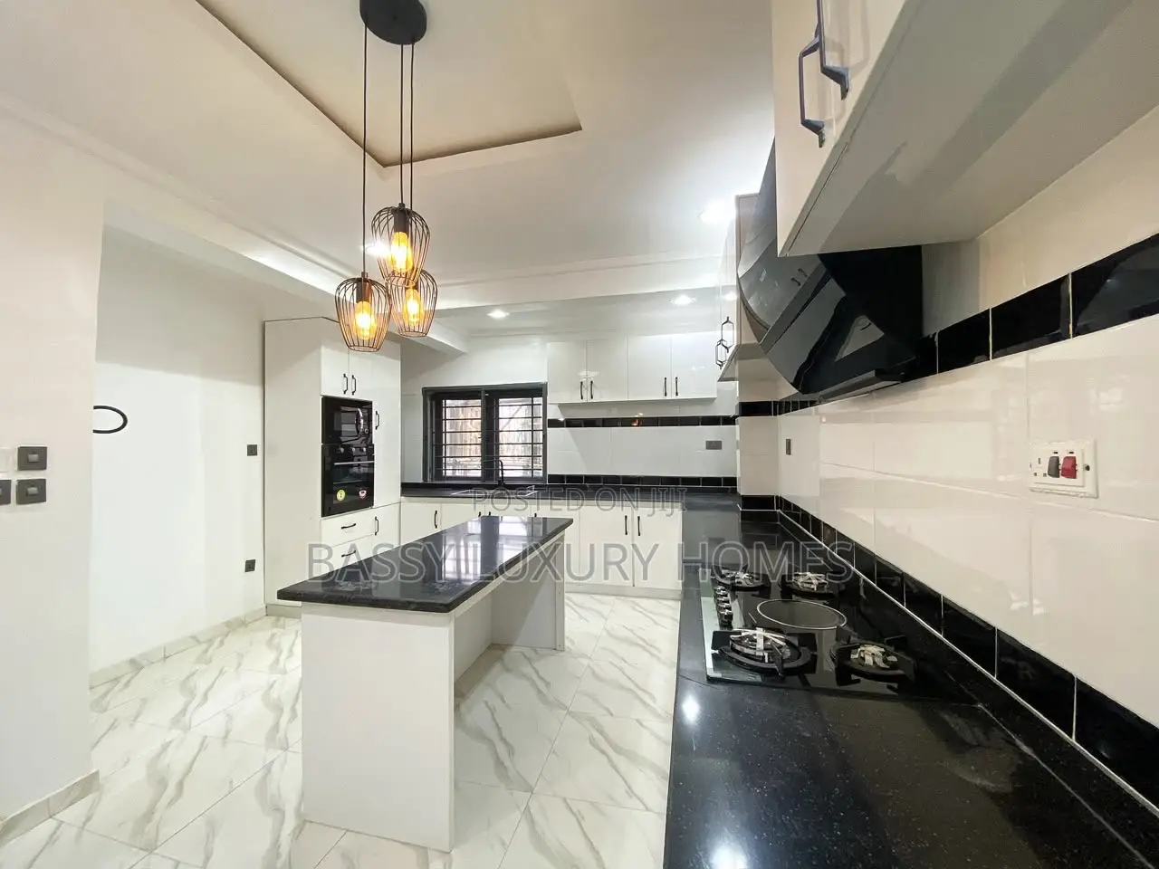 3bdrm Duplex in Ikate for sale