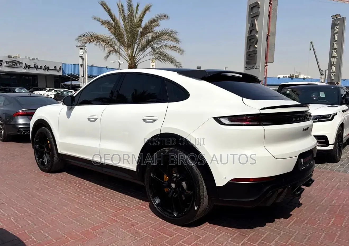 Porsche Cayenne GTS AWD 2025 White