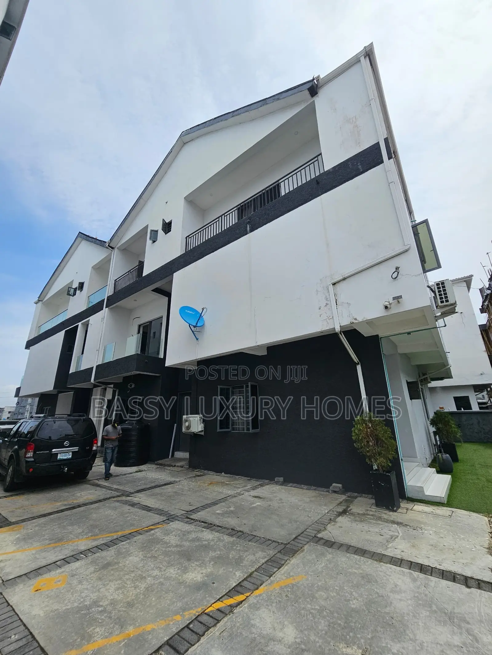 4bdrm Duplex in Ikate for sale