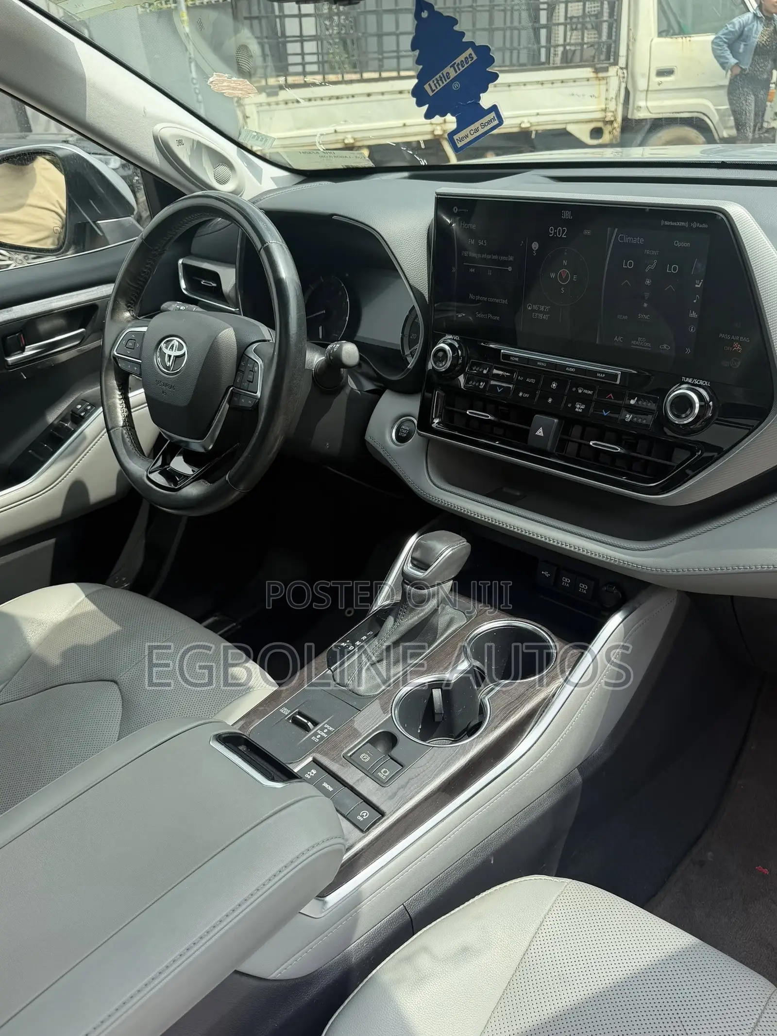Toyota Highlander Platinum 2021 Silver