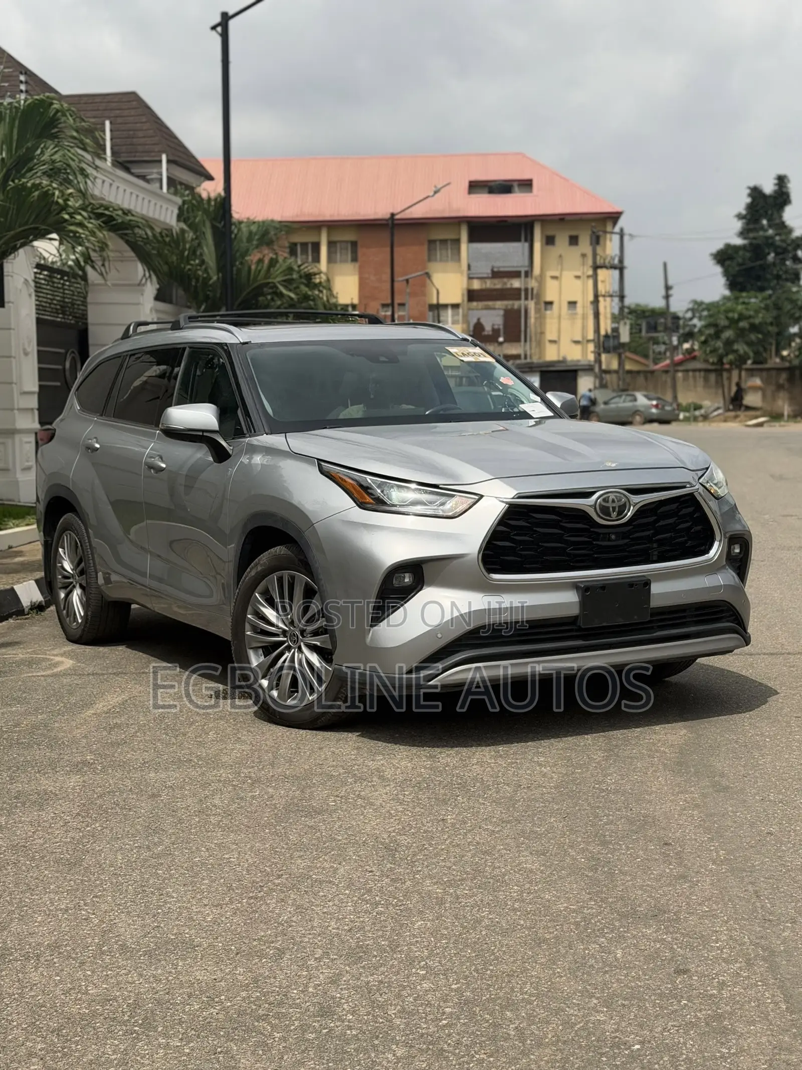 Toyota Highlander Platinum 2021 Silver