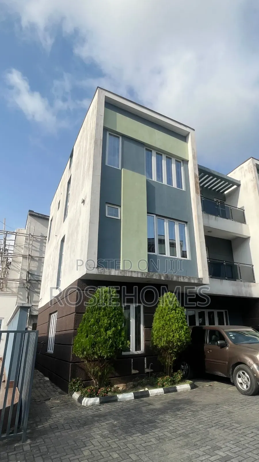 5bdrm Duplex in Ikate for rent