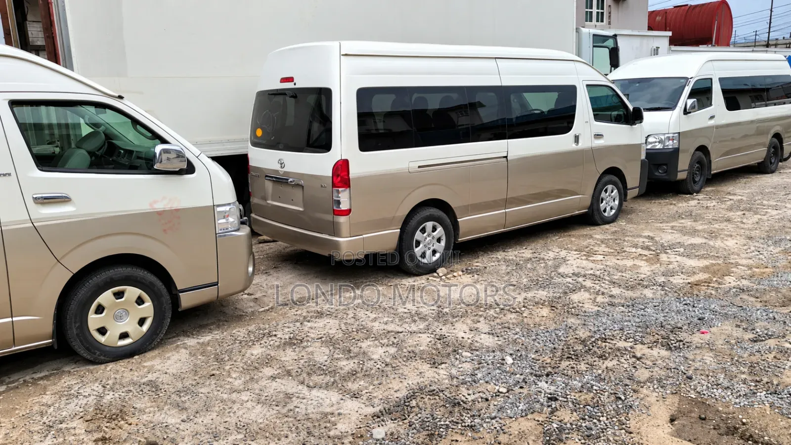 Toyota HiAce 2015 White