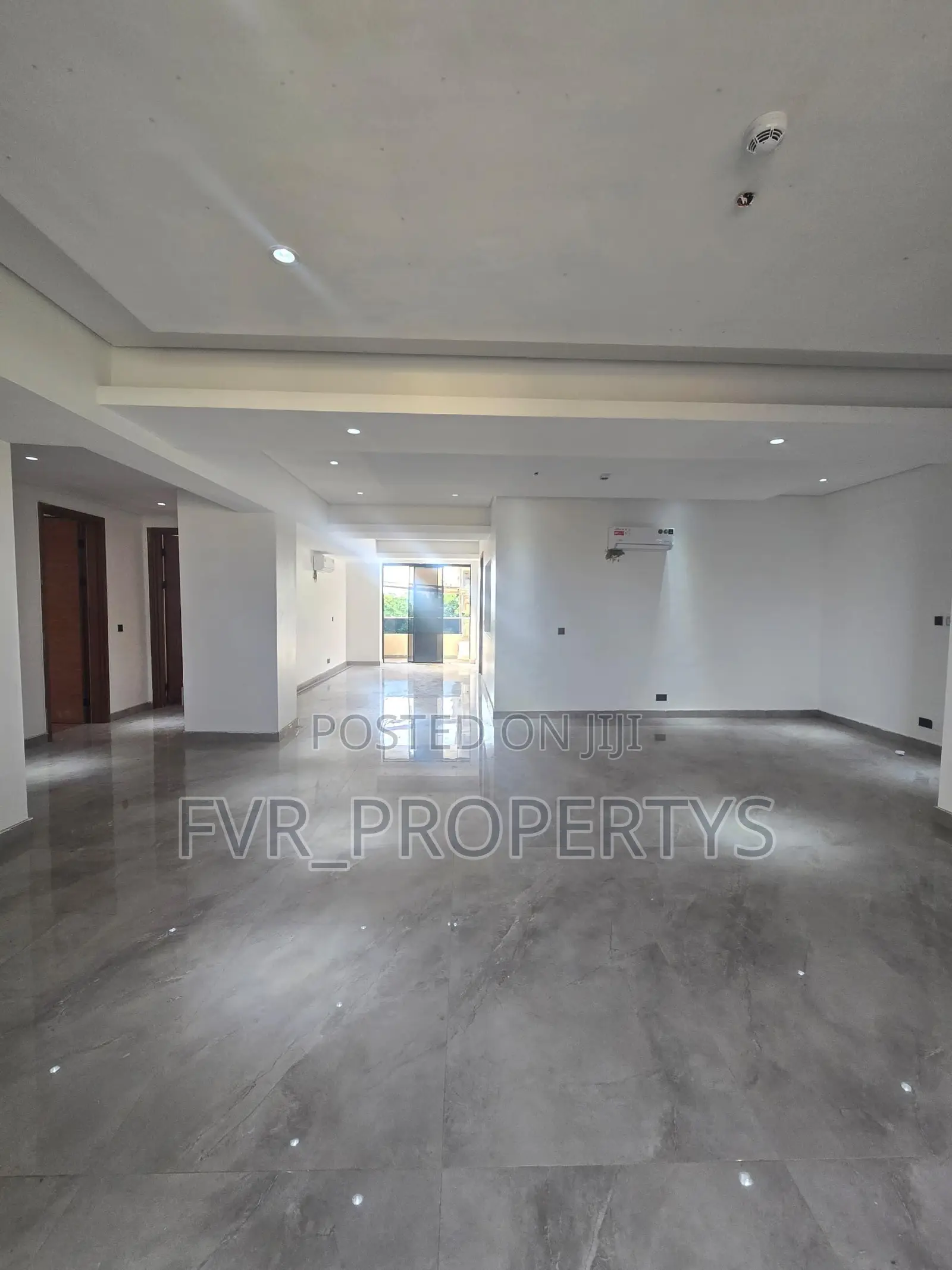 4bdrm Penthouse in Ikoyi Island for sale