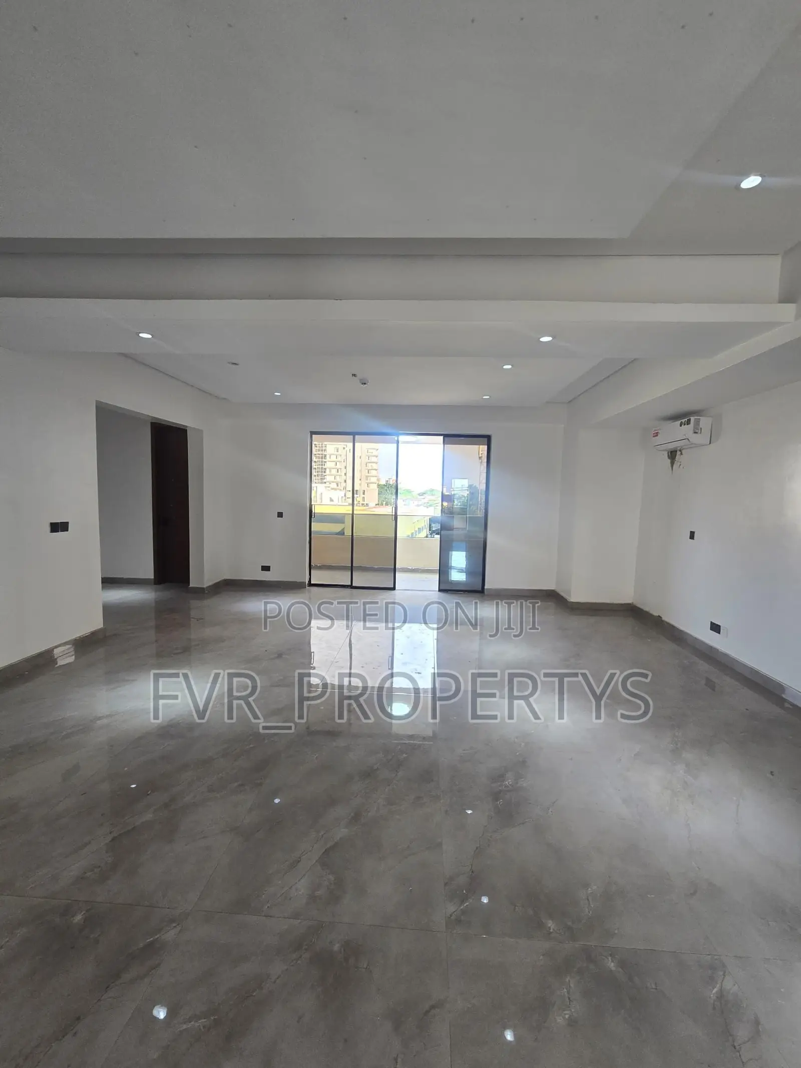 4bdrm Penthouse in Ikoyi Island for sale