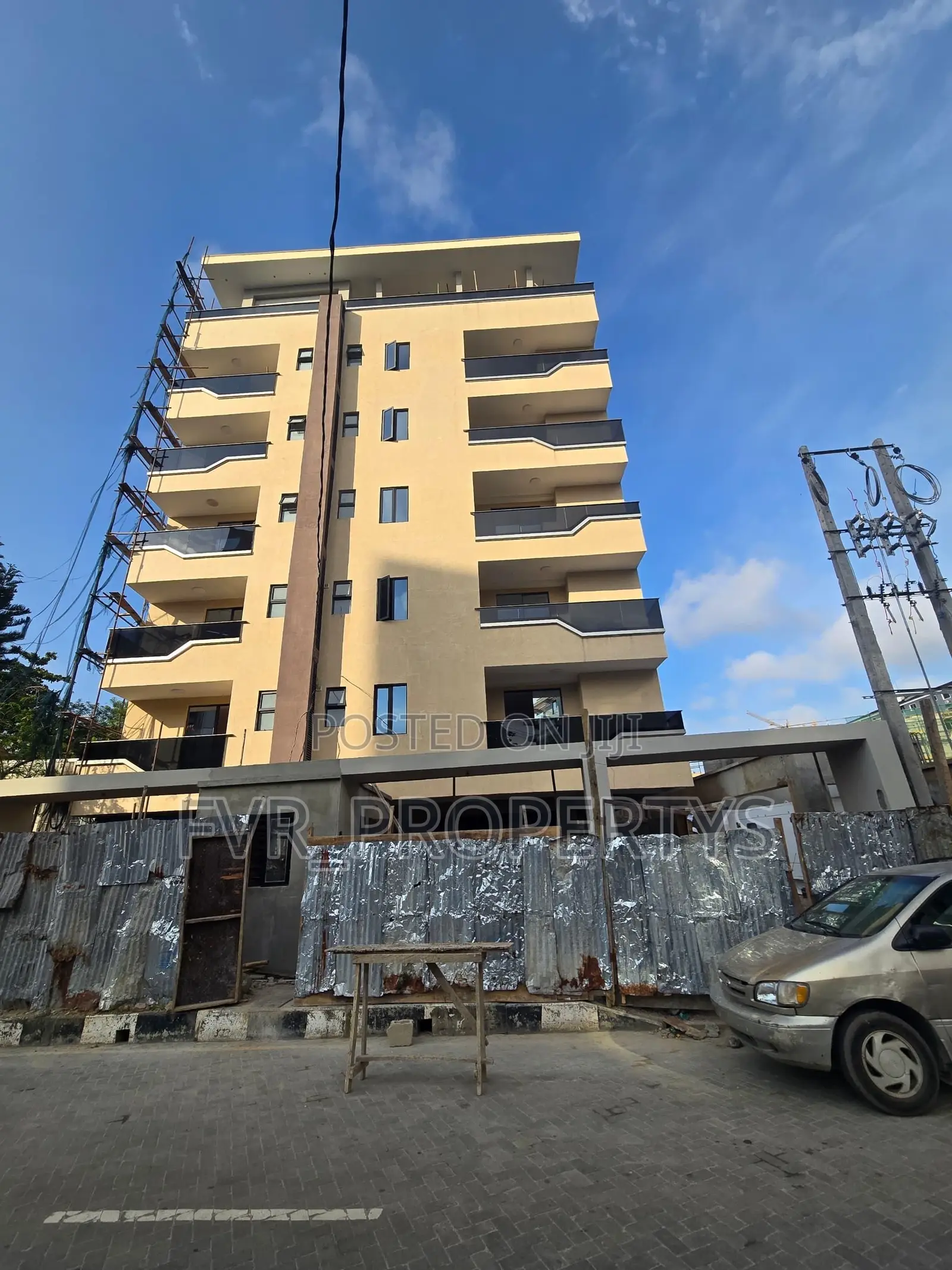 4bdrm Penthouse in Ikoyi Island for sale