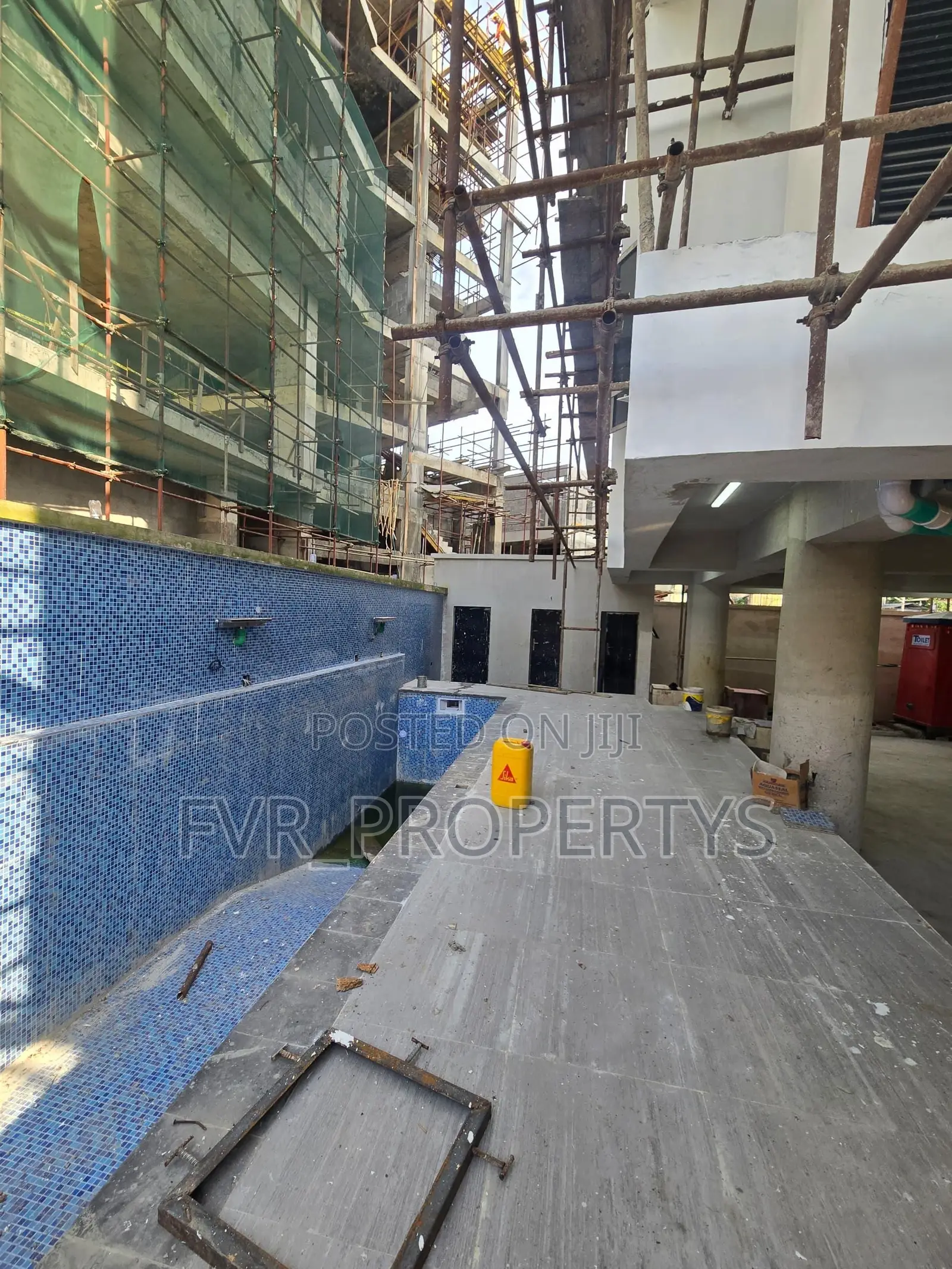 4bdrm Penthouse in Ikoyi Island for sale
