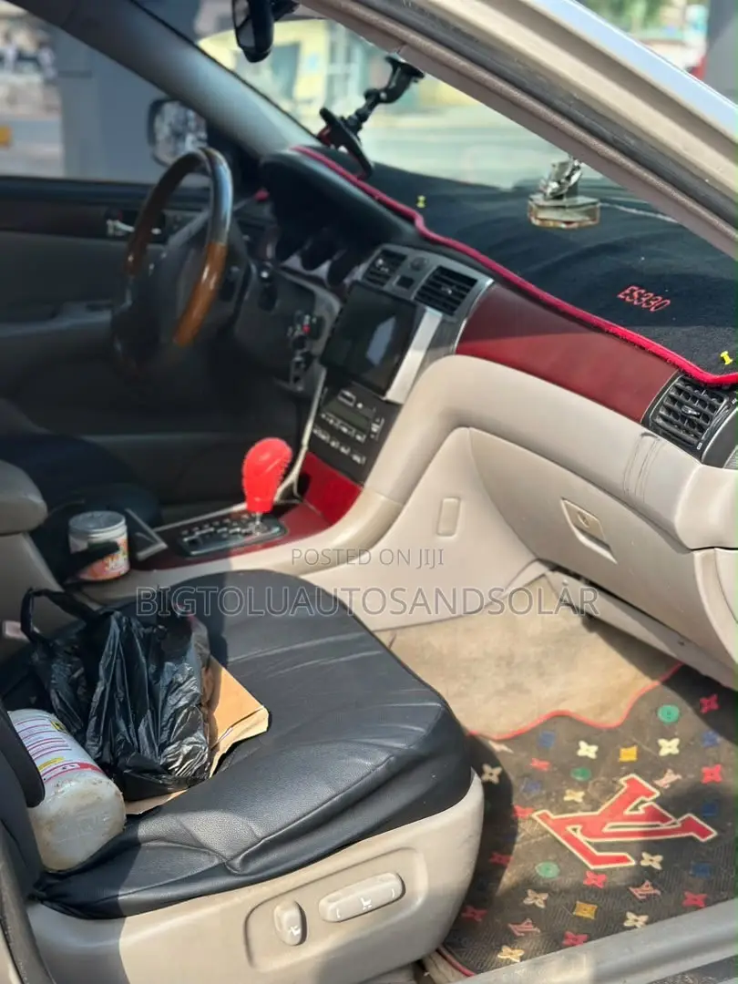 Lexus ES 330 2005 Gold