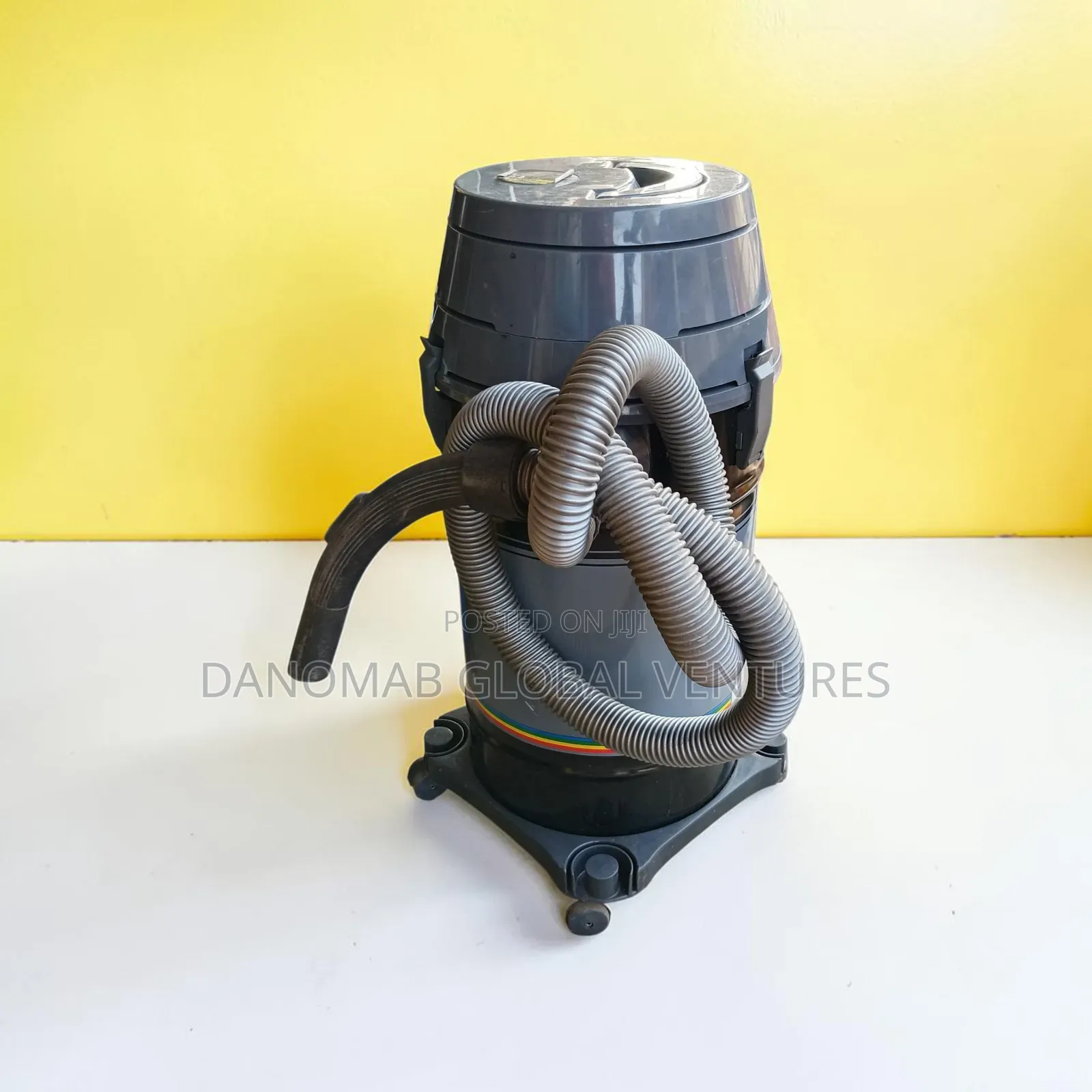 Einhel Silent-SaugMaster Professional Wet and Dry Vacuum Cleaner