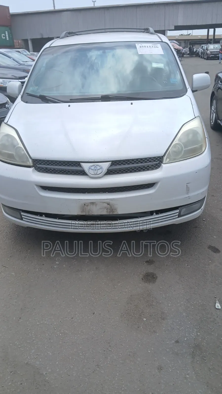 Toyota Sienna 2004 White