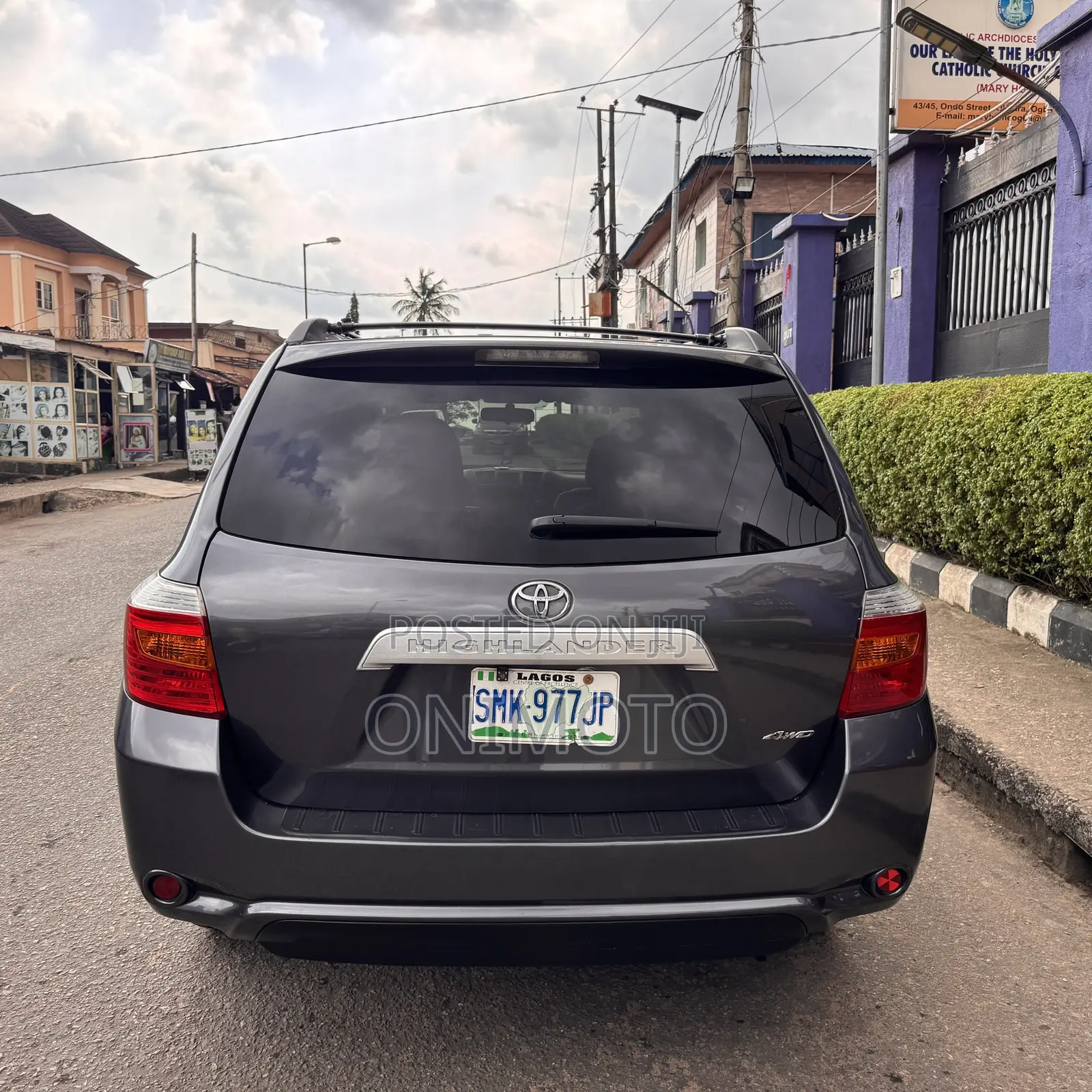 Toyota Highlander Base 2010 Gray